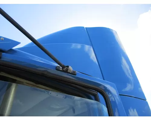 VOLVO VNM FAIRING, WIND DEFLECTOR ROOF