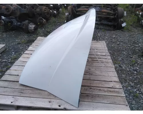 VOLVO VNM FAIRING, WIND DEFLECTOR ROOF