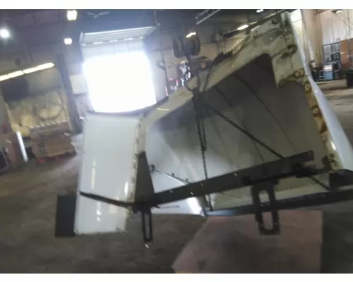 VOLVO VNM FAIRING, WIND DEFLECTOR ROOF
