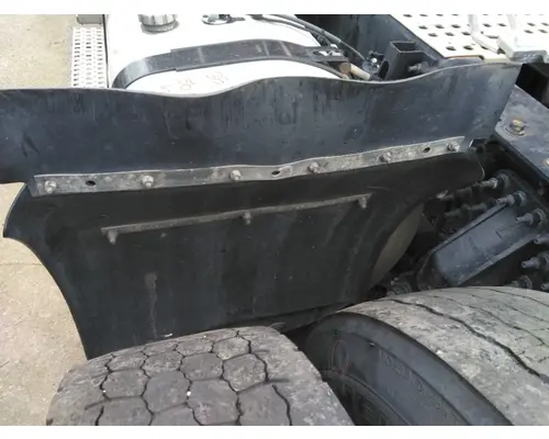 VOLVO VNM FENDER, QUARTERHALF REAR