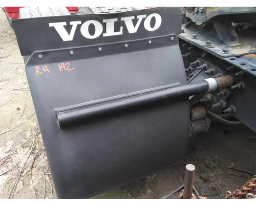 VOLVO VNM FENDER, QUARTERHALF REAR