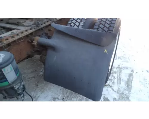 VOLVO VNM FENDER, QUARTERHALF REAR