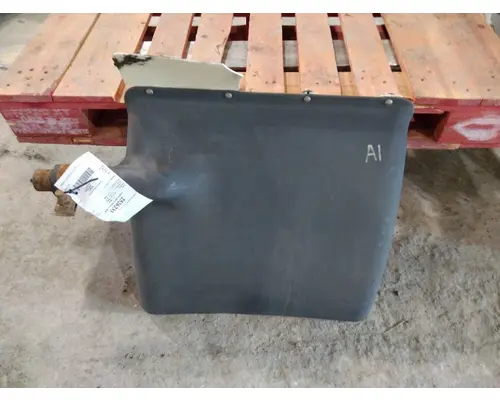 VOLVO VNM FENDER, QUARTERHALF REAR