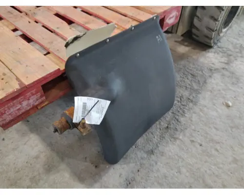 VOLVO VNM FENDER, QUARTERHALF REAR