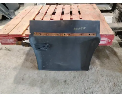 VOLVO VNM FENDER, QUARTERHALF REAR