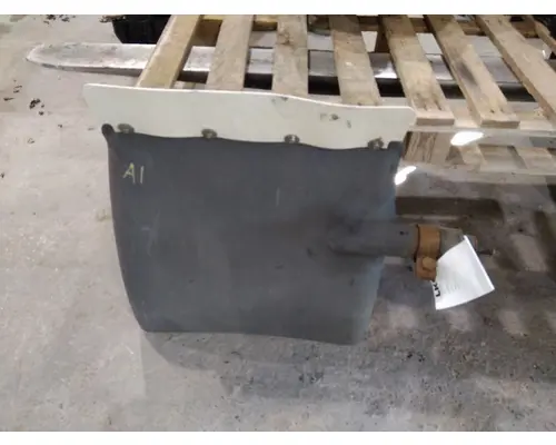 VOLVO VNM FENDER, QUARTERHALF REAR