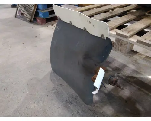 VOLVO VNM FENDER, QUARTERHALF REAR