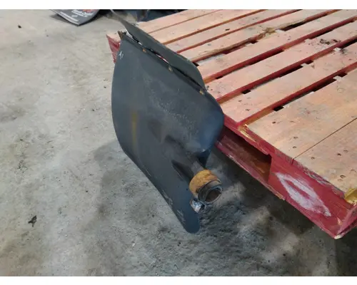 VOLVO VNM FENDER, QUARTERHALF REAR