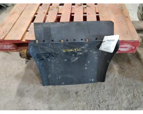 VOLVO VNM FENDER, QUARTERHALF REAR