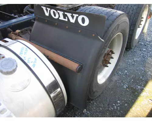 VOLVO VNM FENDER, QUARTERHALF REAR