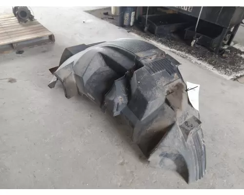 VOLVO VNM FENDER, SPLASH SHIELDGUARD