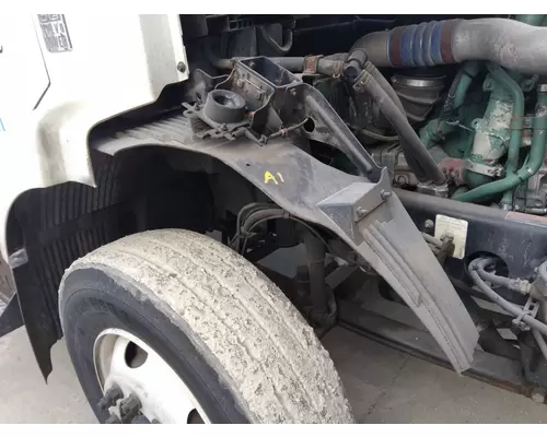 VOLVO VNM FENDER, SPLASH SHIELDGUARD