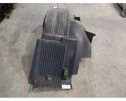 VOLVO VNM FENDER, SPLASH SHIELDGUARD