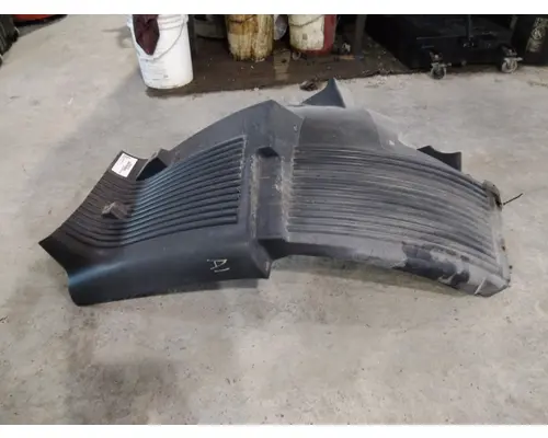 VOLVO VNM FENDER, SPLASH SHIELDGUARD
