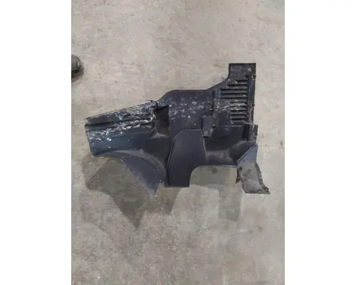 VOLVO VNM FENDER, SPLASH SHIELDGUARD