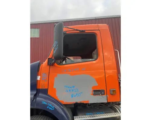 VOLVO VNM FENDER EXTENSION