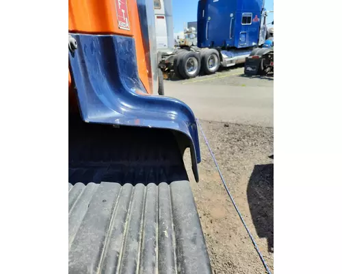 VOLVO VNM FENDER EXTENSION