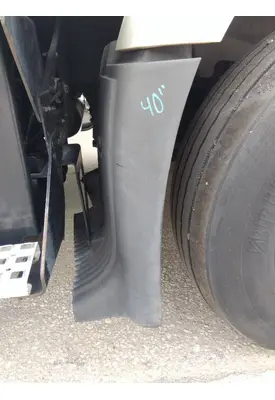 VOLVO VNM FENDER EXTENSION