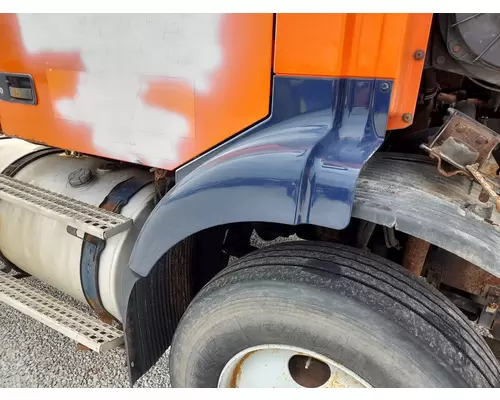 VOLVO VNM FENDER EXTENSION