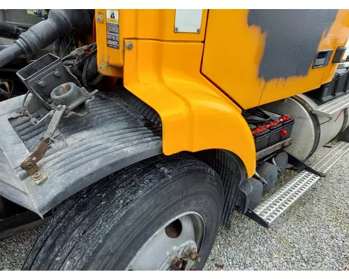 VOLVO VNM FENDER EXTENSION