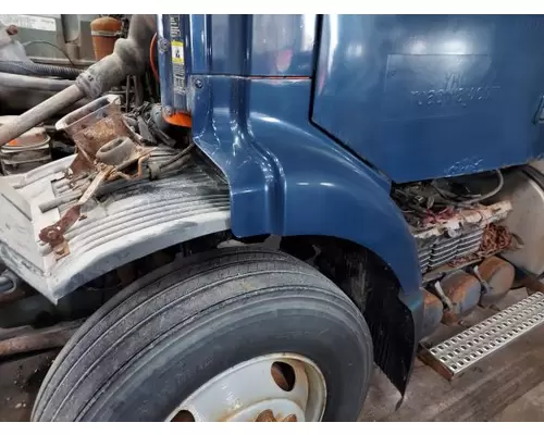 VOLVO VNM FENDER EXTENSION