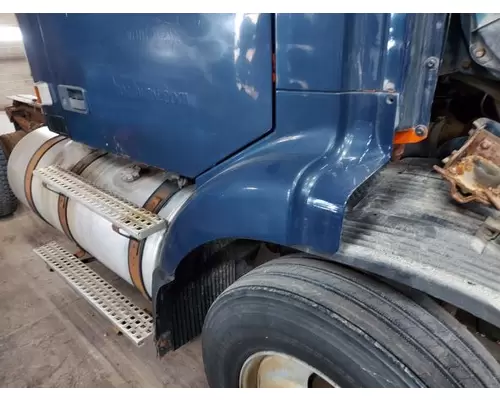 VOLVO VNM FENDER EXTENSION