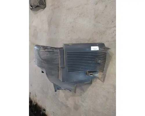 VOLVO VNM FENDER EXTENSION