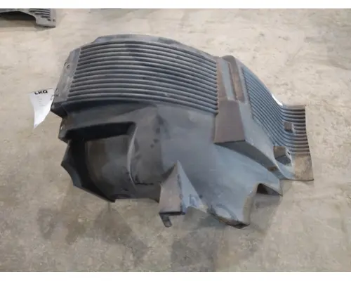 VOLVO VNM FENDER EXTENSION