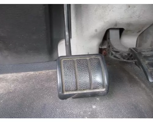 VOLVO VNM FOOT PEDAL