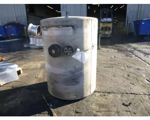 VOLVO VNM FUEL TANK