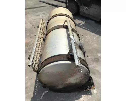 VOLVO VNM FUEL TANK