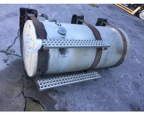 VOLVO VNM FUEL TANK