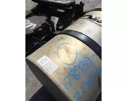 VOLVO VNM FUEL TANK