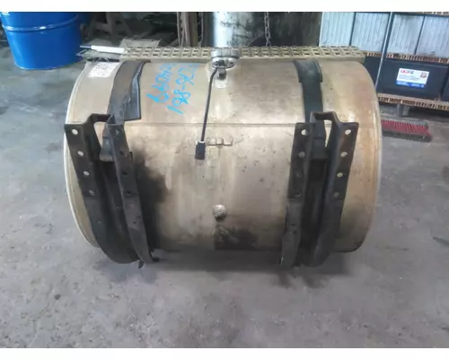 VOLVO VNM FUEL TANK