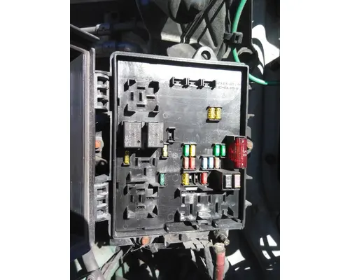 VOLVO VNM FUSE BOX