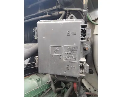 VOLVO VNM FUSE BOX