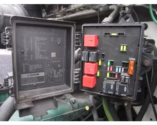 VOLVO VNM FUSE BOX