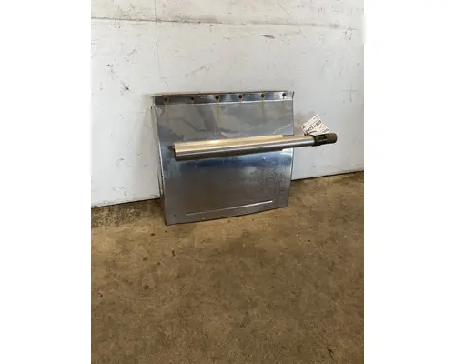 VOLVO VNM Fender Extension