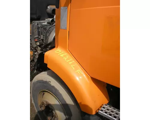 VOLVO VNM Fender Extension