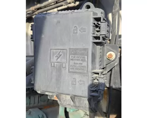VOLVO VNM Fuse Box