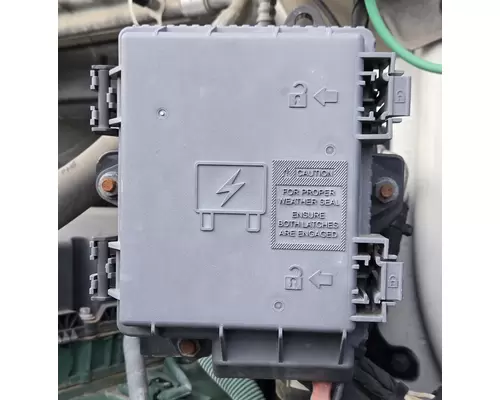 VOLVO VNM Fuse Box