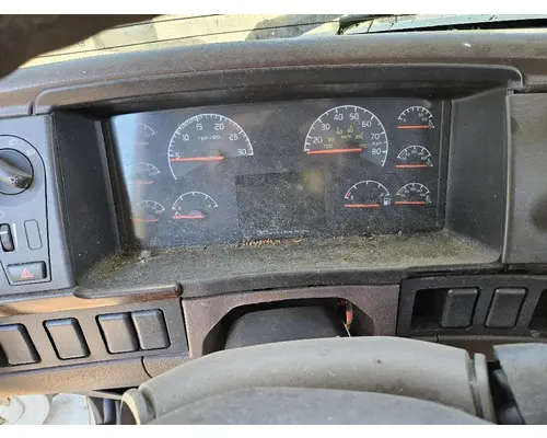 VOLVO VNM GAUGE CLUSTER