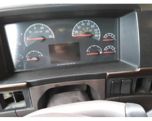VOLVO VNM GAUGE CLUSTER
