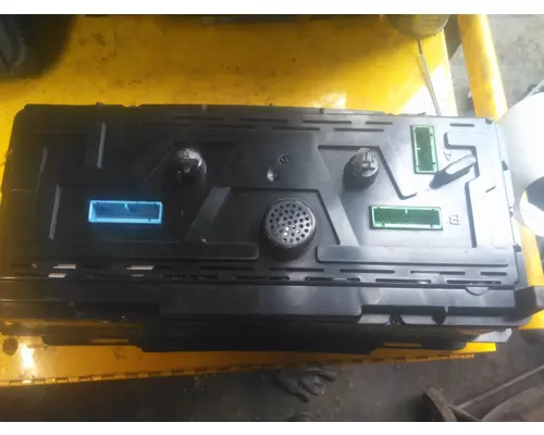 VOLVO VNM GAUGE CLUSTER