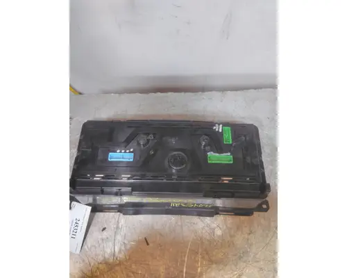 VOLVO VNM GAUGE CLUSTER