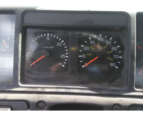 VOLVO VNM GAUGE CLUSTER