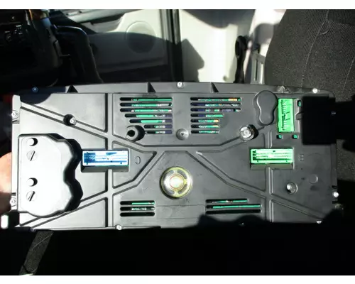 VOLVO VNM GAUGE CLUSTER