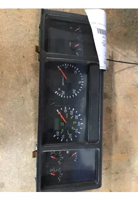 VOLVO VNM GAUGE CLUSTER