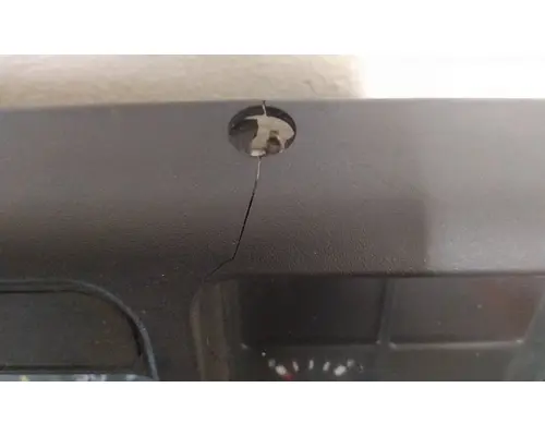 VOLVO VNM GAUGE CLUSTER