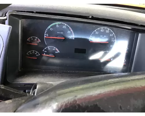 VOLVO VNM GAUGE CLUSTER